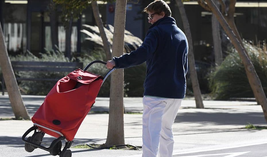 Emergencias 112 gestiona más de un centenar de incidencias por el viento en toda Andalucía