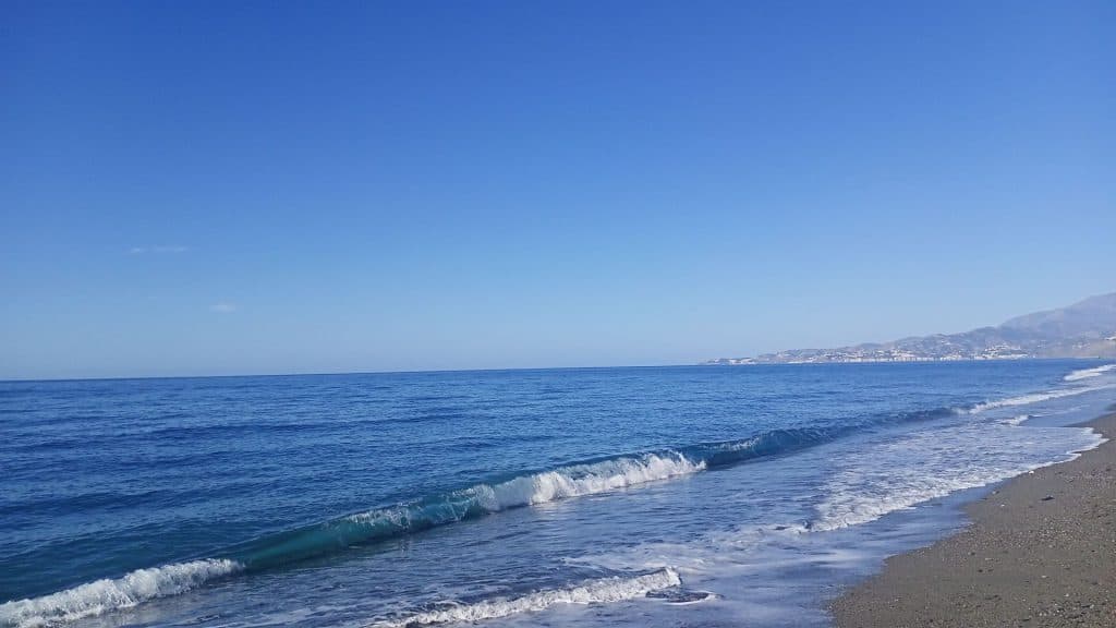 Sábado de estabilidad meteorológica en la Costa Tropical