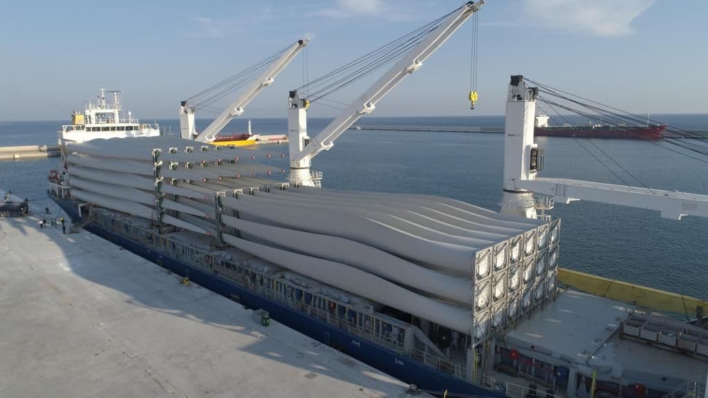 La Unión Europea respalda un proyecto para que el Puerto de Motril se convierta en Isla Verde
