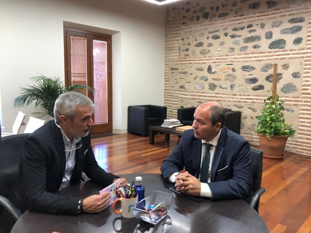La Junta financia 108 proyectos de mejora energética de 49 ayuntamientos granadinos