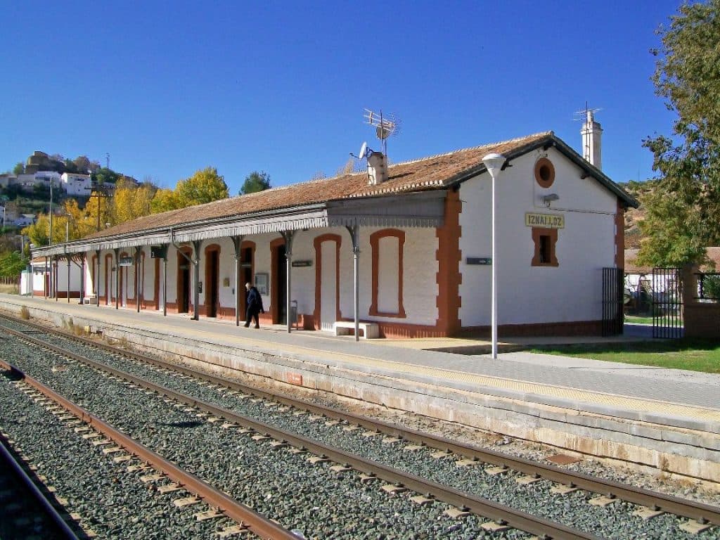 El Gobierno autoriza licitar por 18,3 millones de euros la redacción de los proyectos para renovar la conexión ferroviaria Granada-Almería