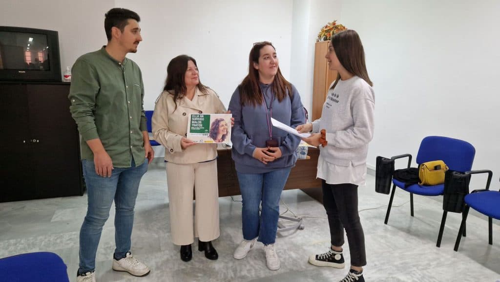 Se inician en Salobreña las actividades organizadas con motivo del 25N