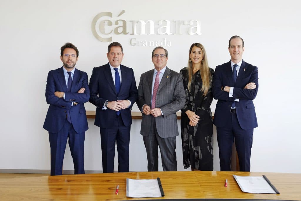 La Abogacía granadina y Cámara Granada unen fuerzas para impulsar la capacitación profesional en la provincia