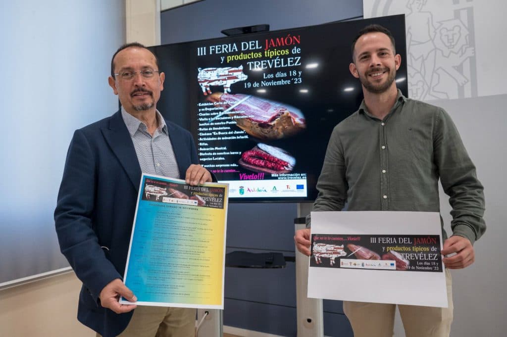 Turismo apoya la tercera edición de la Feria del Jamón y productos típicos de Trevélez
