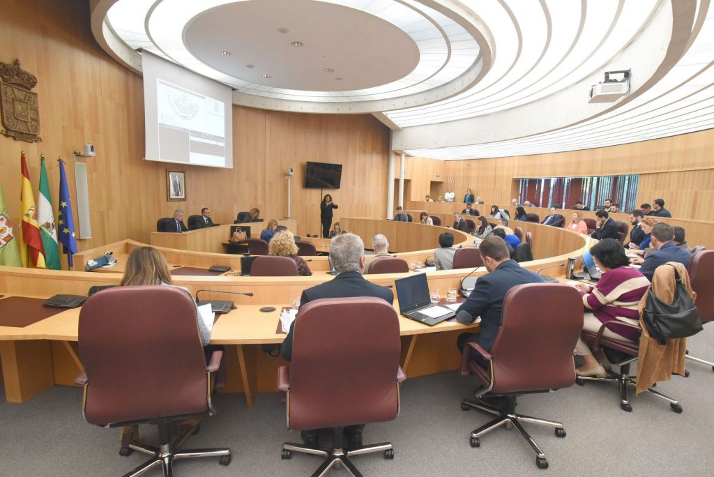 La Diputación aprueba una inversión histórica de más de 60 millones de euros para obras y servicios en los municipios de la provincia