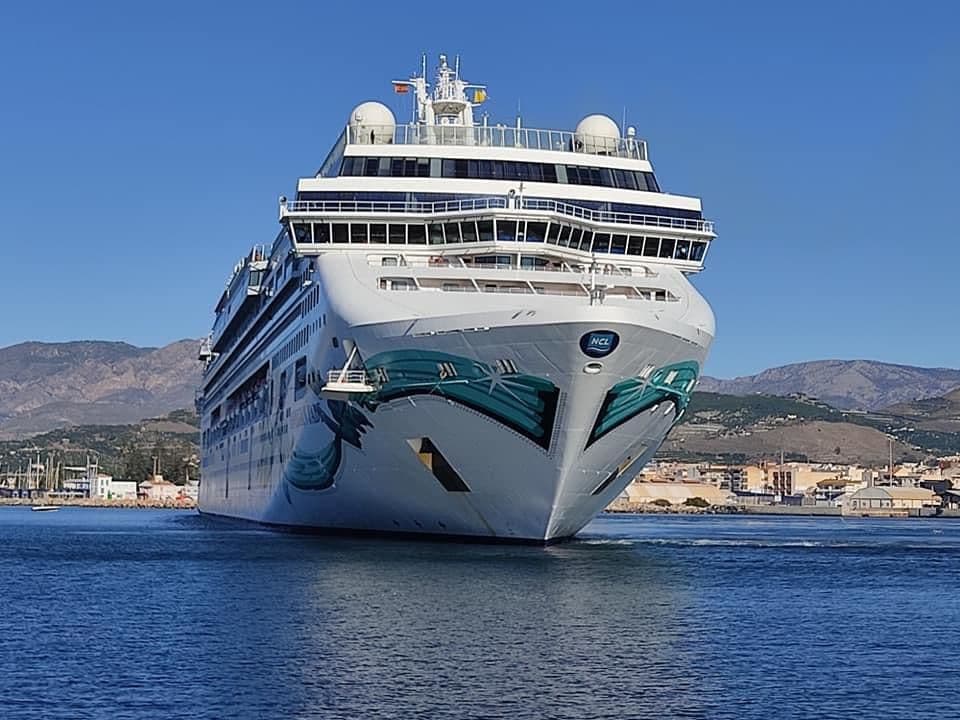 El Puerto de Motril, candidato al premio internacional de una publicación sobre cruceros