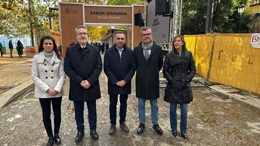 ‘Sabor Granada’ instala un mercado navideño en el Humilladero para la promoción de productos