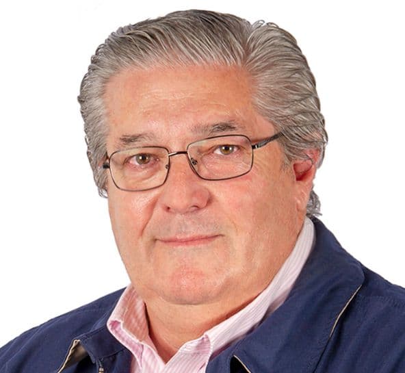 Paulino Martínez, designado autor del cartel oficial de la Semana Santa de Motril 2024