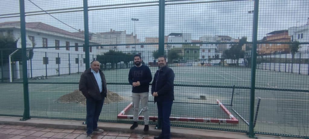 Comienzan las obras de reforma integral de las pistas deportivas de Lobres
