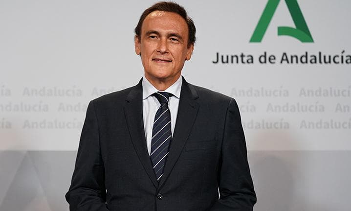 Villamandos dice que los nuevos títulos propuestos a la UGR permitirán a Granada liderar la fusión nuclear