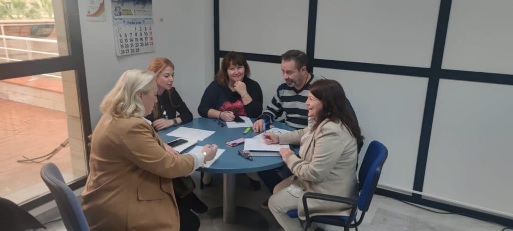 La concejalía de Comercio y la asociación de comerciantes de la Villa (ACESA) inician una nueva etapa de colaboración