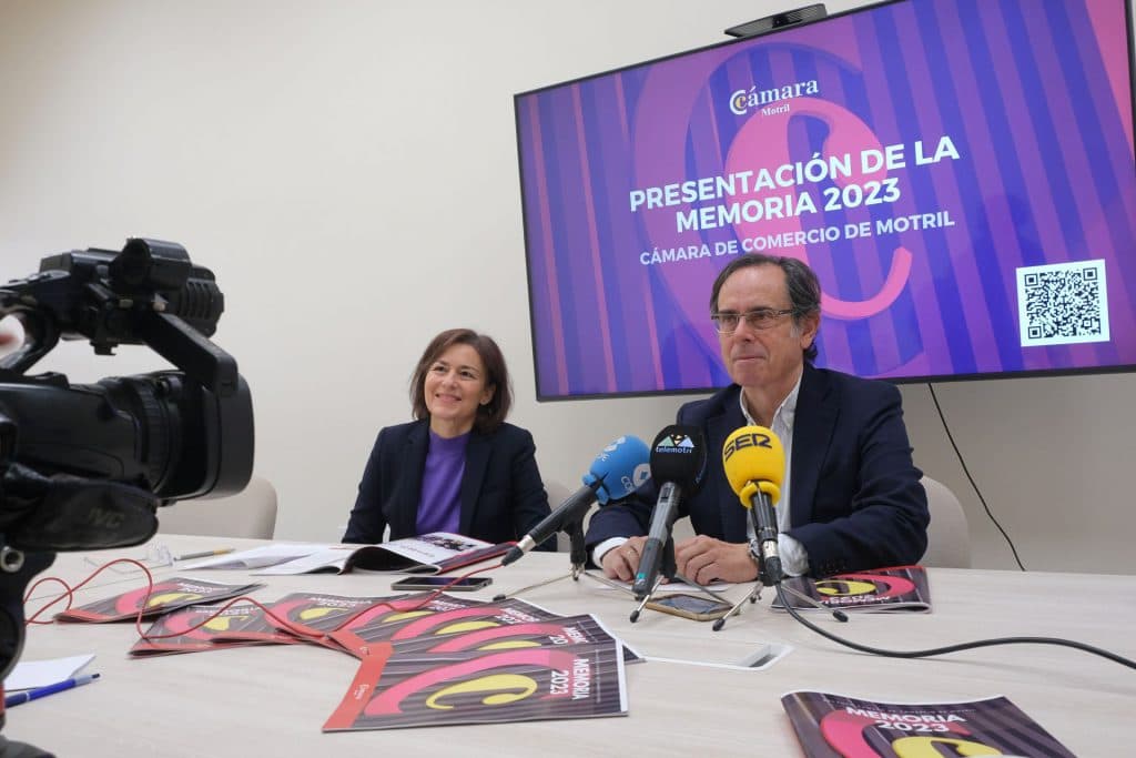 La Cámara de Comercio de Motril presenta la Memoria 2023, un dossier que incluye las acciones y proyectos más importantes del año anterior