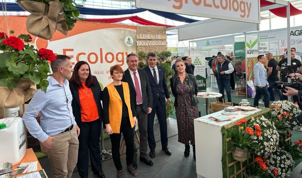 Éxito rotundo en la primera jornada de la Expo-Cherry Costa de Granada
