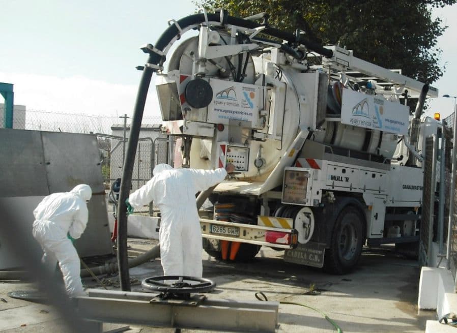 La plantilla de Aguas y Servicios de la Costa Tropical se moviliza este martes en Motril