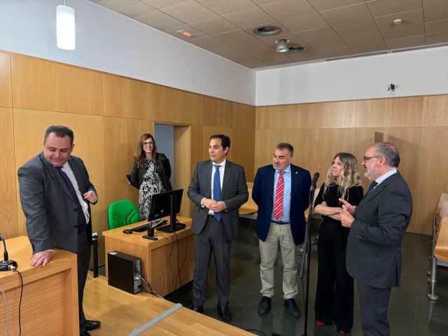 Junta y Ayuntamiento coinciden en que el aumento de población y de actividad hacen necesario un quinto juzgado en Santa Fe