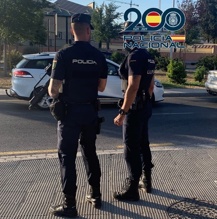 Detenido un matrimonio que obligaba a prostituirse en dos viviendas de localidades de Granada y Almería a siete mujeres
