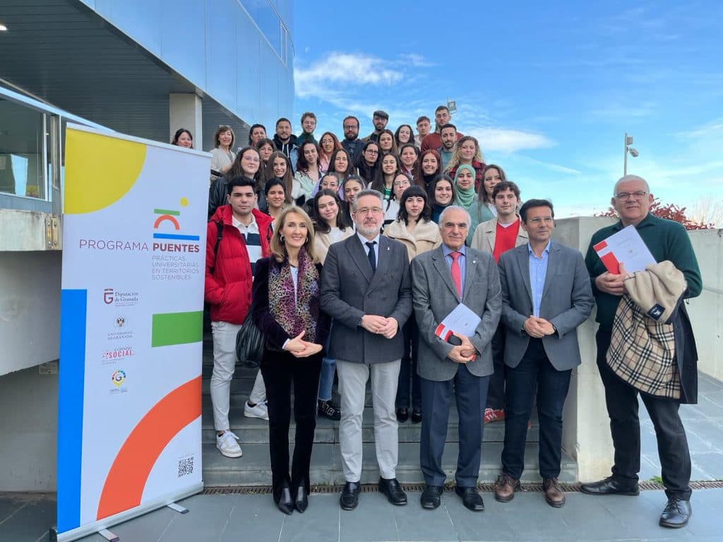 Un total de 35 universitarios inician una nueva edición del programa ‘Puentes’ que lidera Diputación para impulsar el desarrollo de los municipios granadinos
