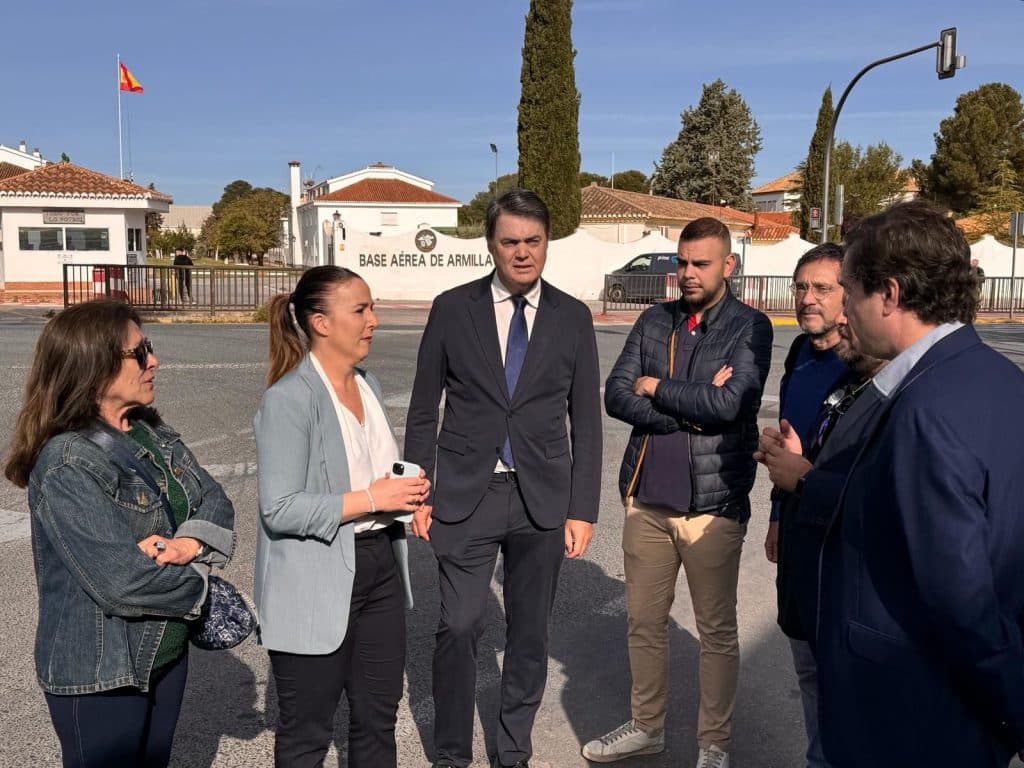 El PP de Granada insta al Gobierno a dar explicaciones en el Congreso sobre la instalación de un centro de inmigrantes en la Base Aérea