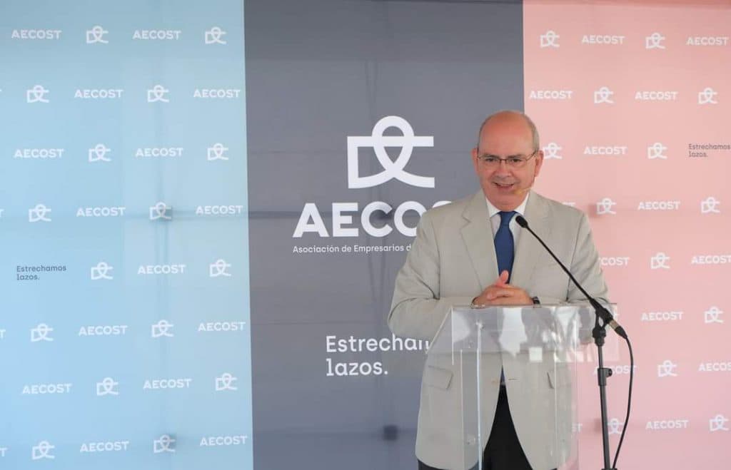 El Círculo Empresarial de AECOST ha sido el escenario donde exigir de nuevo infraestructuras para la Costa Tropical