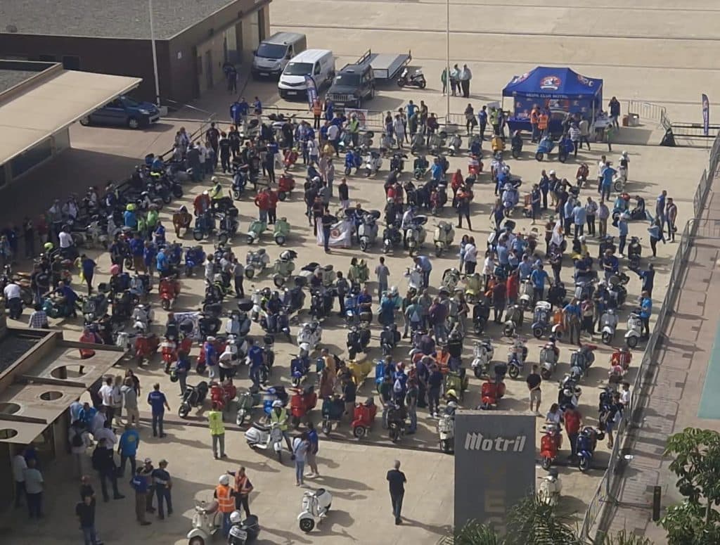 9ª Ruta de Vespa Club Motril, con récord de participantes