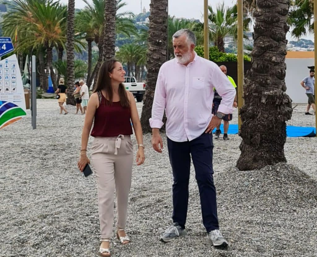 Francisco Trujillo: «Las Banderas Azules son un importante aliciente para quienes nos visitan cada año, también para los que nos dedicamos a hacer de las playas espacios agradables»