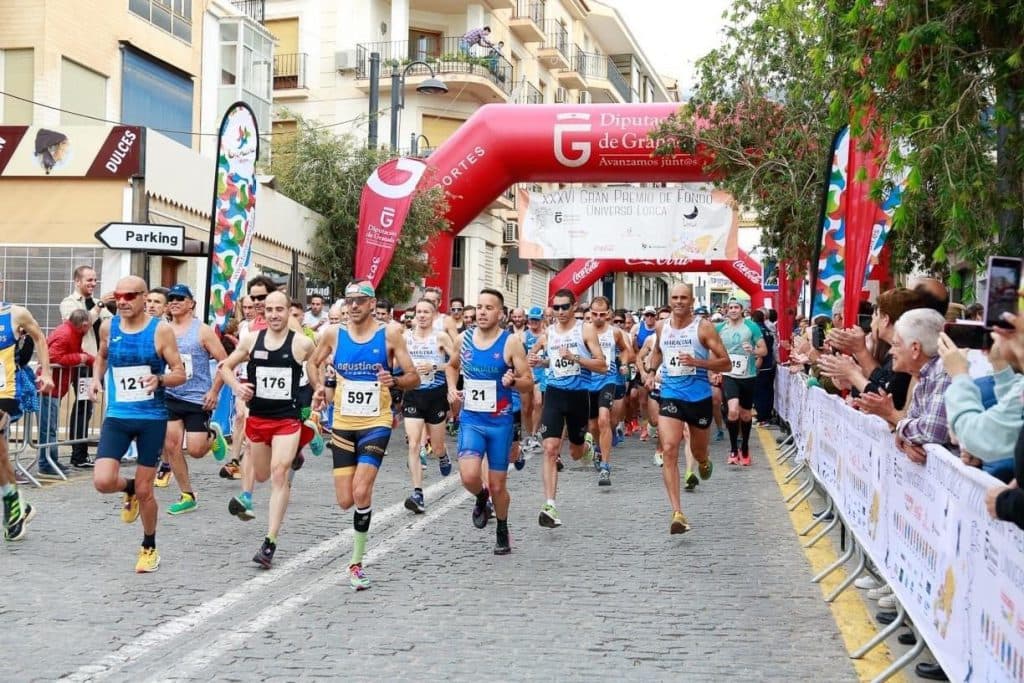 La capital de La Alpujarra acoge este domingo el XXXVI Gran Premio de Fondo Ciudad de Órgiva
