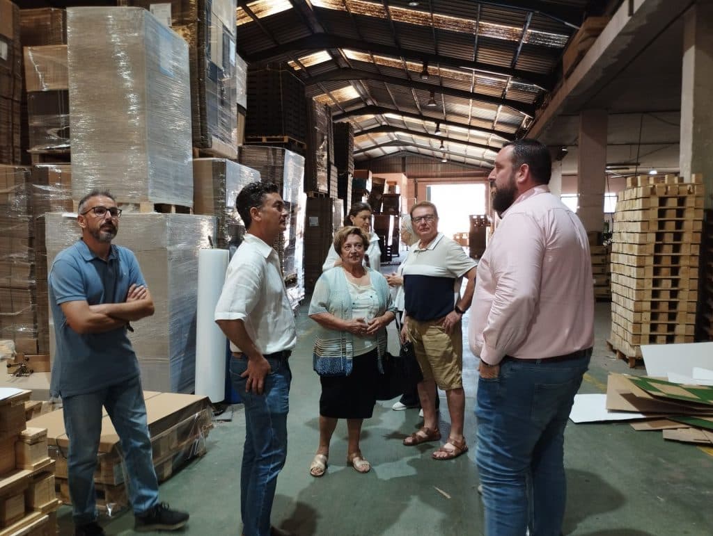 Alejandro Jurado, gerente de Aguas y Servicios visita APROSMO