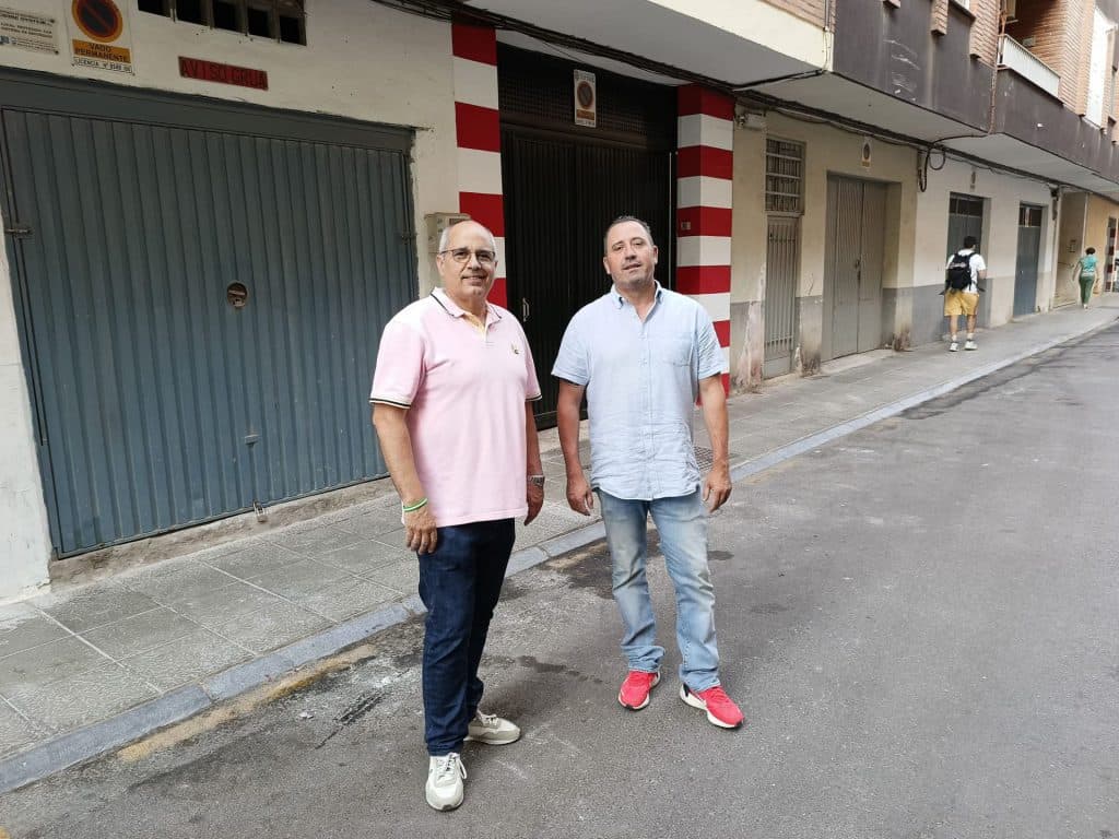 AxSí pedirá en el Pleno que se permita aparcar en los vados a sus propietarios como han aprobado los Ayuntamientos de Almuñécar y Santa Fe
