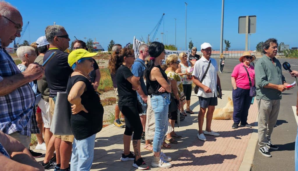 IU Verdes Equo-Motril apoya a los vecinos de El Varadero en «su rechazo a la instalación de una planta de almacenamiento de productos químicos» en la proximidad de sus viviendas