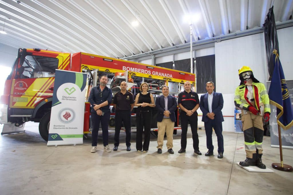 Diputación invertirá más de 300.000 euros en equipamiento para los Parques de Bomberos de Granada y la provincia