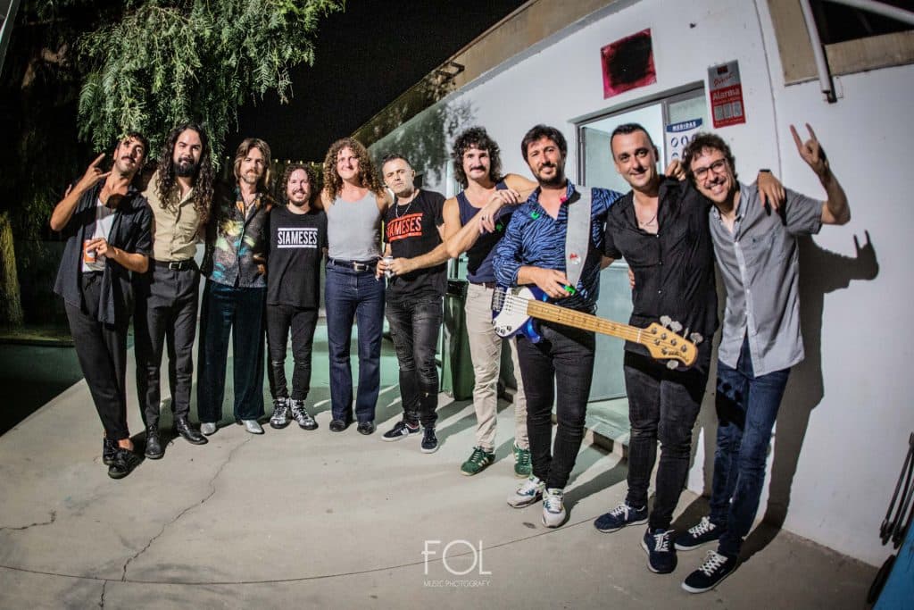 La banda indie motrileña-granadina Siameses afianza su proyección con conciertos por Andalucía