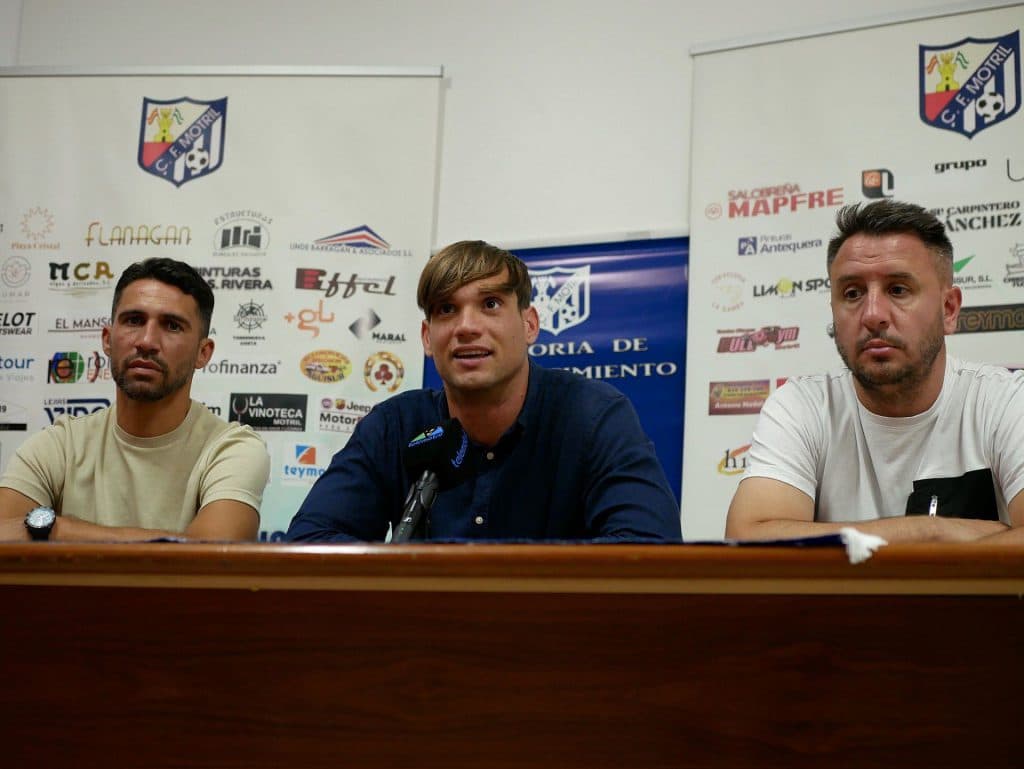 Destituido Pablo Hernández como entrenador del CF Motril