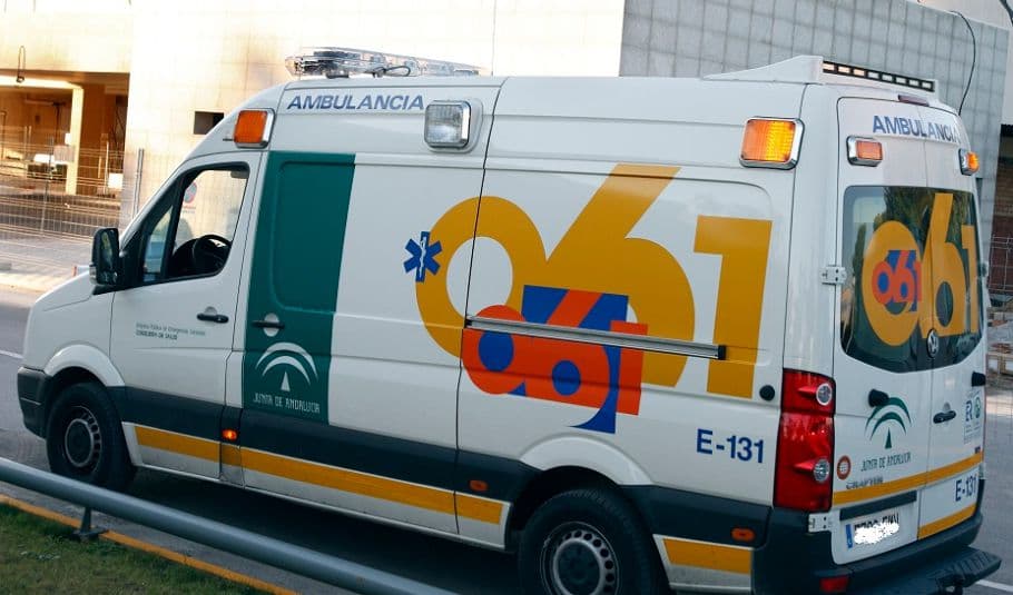 Fallece el conductor de una moto acuática al colisionar con una embarcación en Marbella