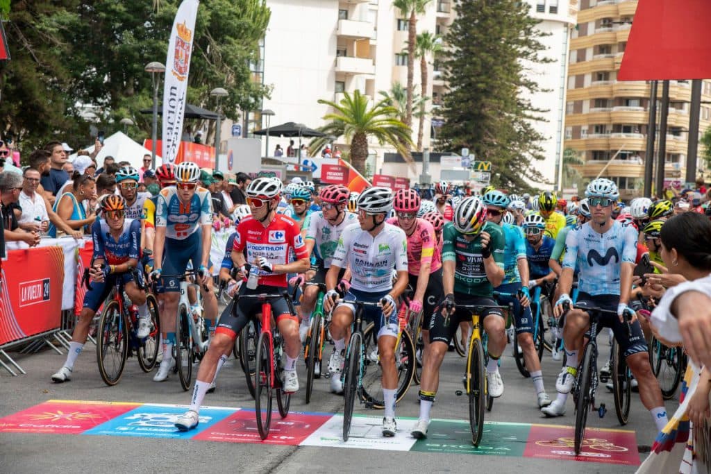 Motril vibra con la salida de la 9ª etapa de la Vuelta Ciclista a España 2024