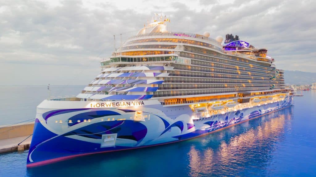 Hace escala por sexta vez el impresionante ‘Norwegian Viva’ con más de 3.000 cruceristas a bordo