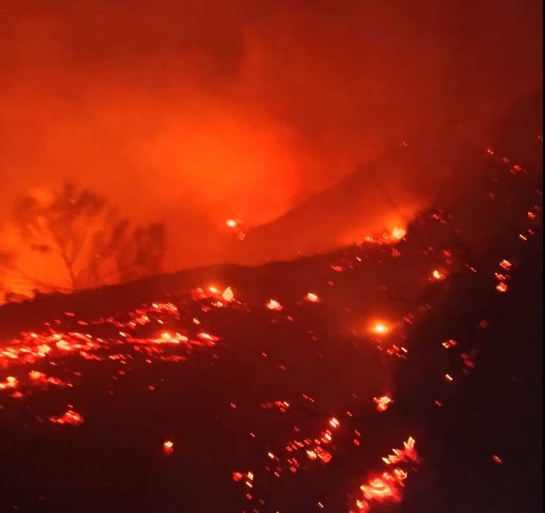 Incendio forestal en la zona de La Bóveda entre La Herradura y Almuñécar