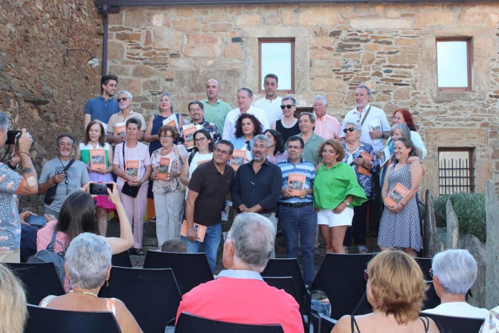 La Casa del Maestro de Ceadea acoge el acto de entrega del I Premio Memoria Escolar Rural