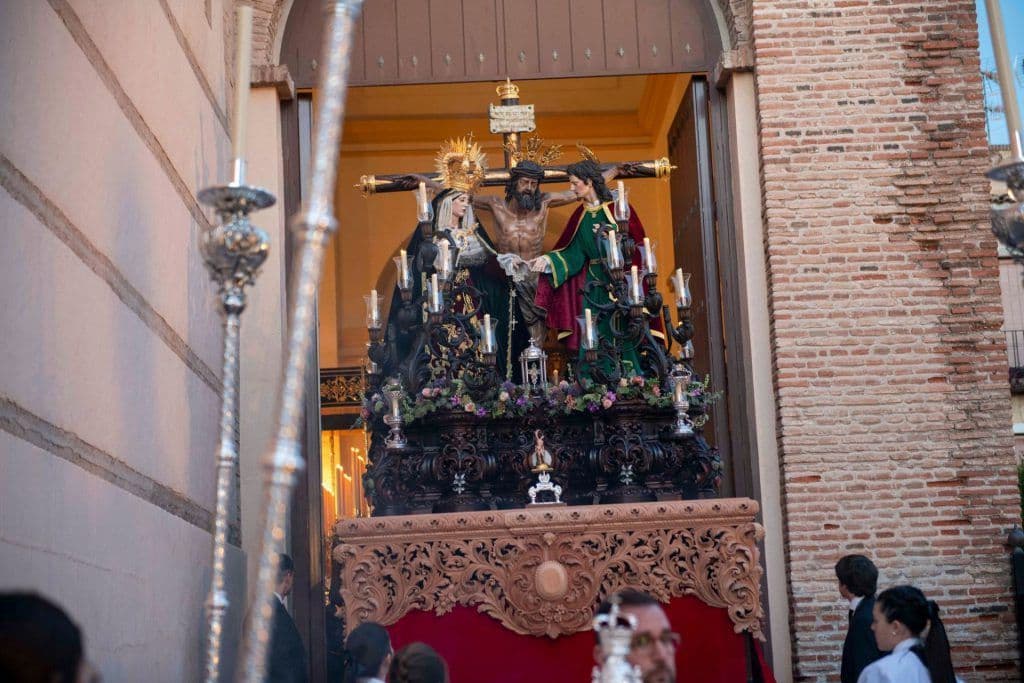Salida extraordinaria del Cristo de la Expiración de Motril: recorrido definitivo y acompañamiento musical excepcional rompiendo con el carácter silente de su Estación Penitencial