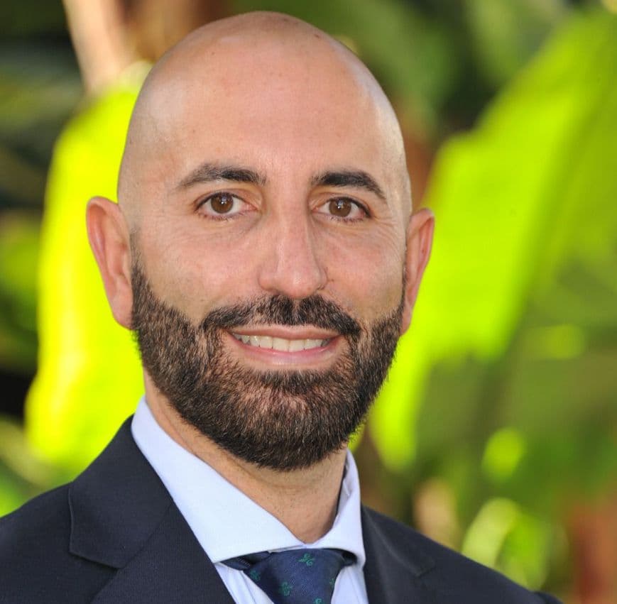 Daniel Barbero reivindica «ayudas directas a las cofradías de Almuñécar y La Herradura»