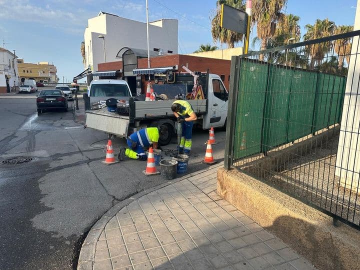 La ELA de Carchuna – Calahonda inicia contactos con Mancomunidad para el reemplazo progresivo de todas las arquetas del pueblo que presentan deficiencias