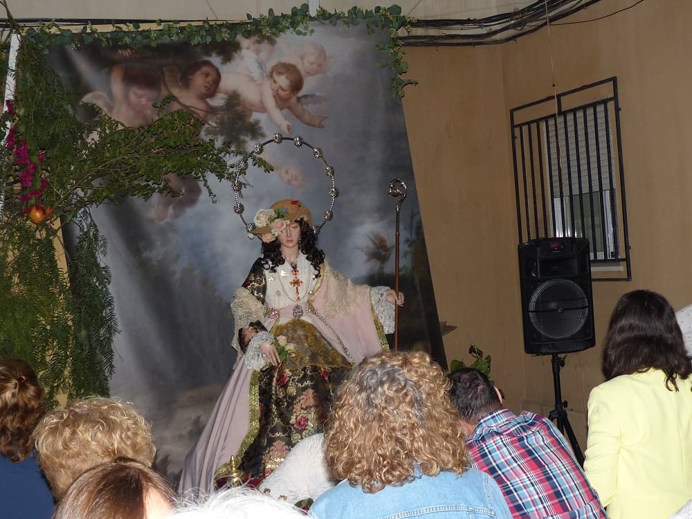 LA DIVINA PASTORA, DEVOCIÓN POPULAR A PIE DE CALLE EN EL BARRIO DE CAPUCHINOS