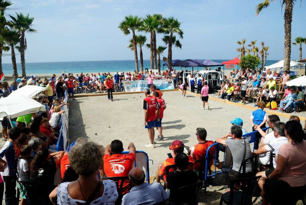 Almuñécar será sede este fin de semana del torneo andaluz de petanca ‘Ciudad de Granada’ en el que participarán 36 dupletas