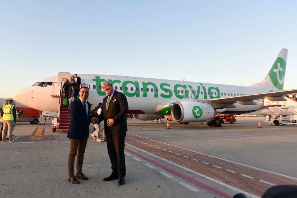 Inaugurada la nueva conexión aérea entre Ámsterdam y Granada