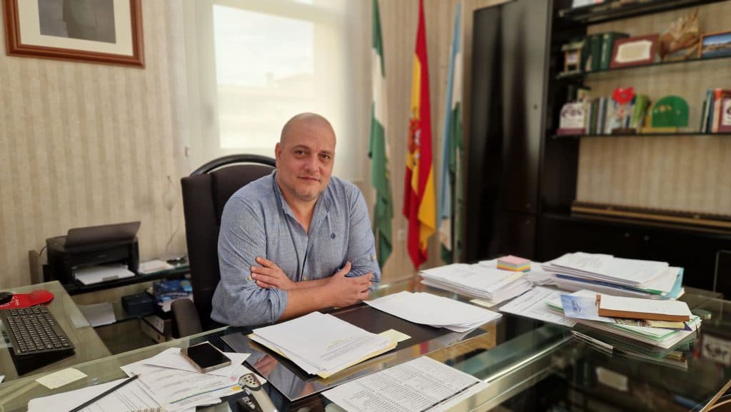 El alcalde de Salobreña expresa su agradecimiento a vecinos y trabajadores municipales tras el paso de la DANA