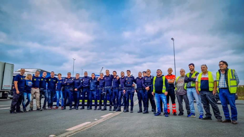 Motril se moviliza con el mayor despliegue solidario de su historia
