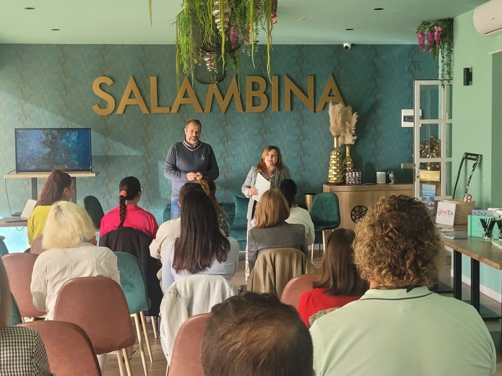 Salobreña acoge una jornada de networking sobre experiencias turísticas