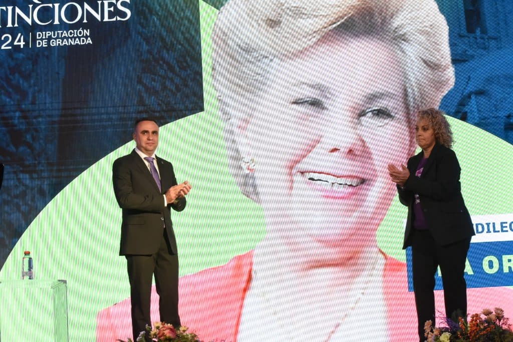 La Diputación de Granada homenajea a Ana Orantes con el reconocimiento de Hija Predilecta a título póstumo