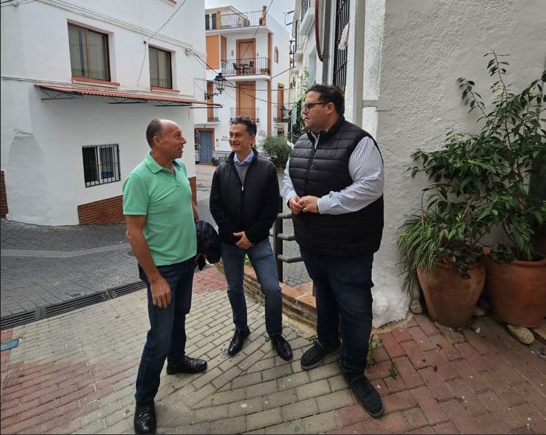 Una inversión de 27.634,96€ renovará y mejorará las redes hidráulicas de la calle Estación de Otívar