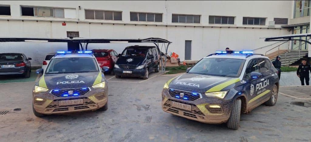 El segundo contingente de Policías Locales de Motril trabaja en ayuda de la UME en Paiporta