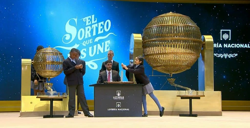 EL GORDO DE NAVIDAD: 72480, vendido íntegramente en Logroño